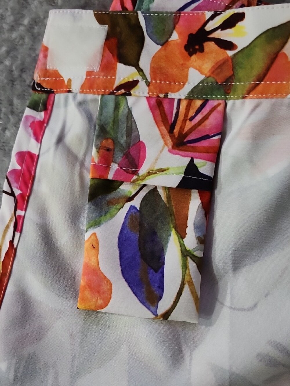 RipSkirt Hawaii Wrap Skirt Sz S Wildflower Watercolor Floral Pocket Quick Dry - Picture 5 of 11
